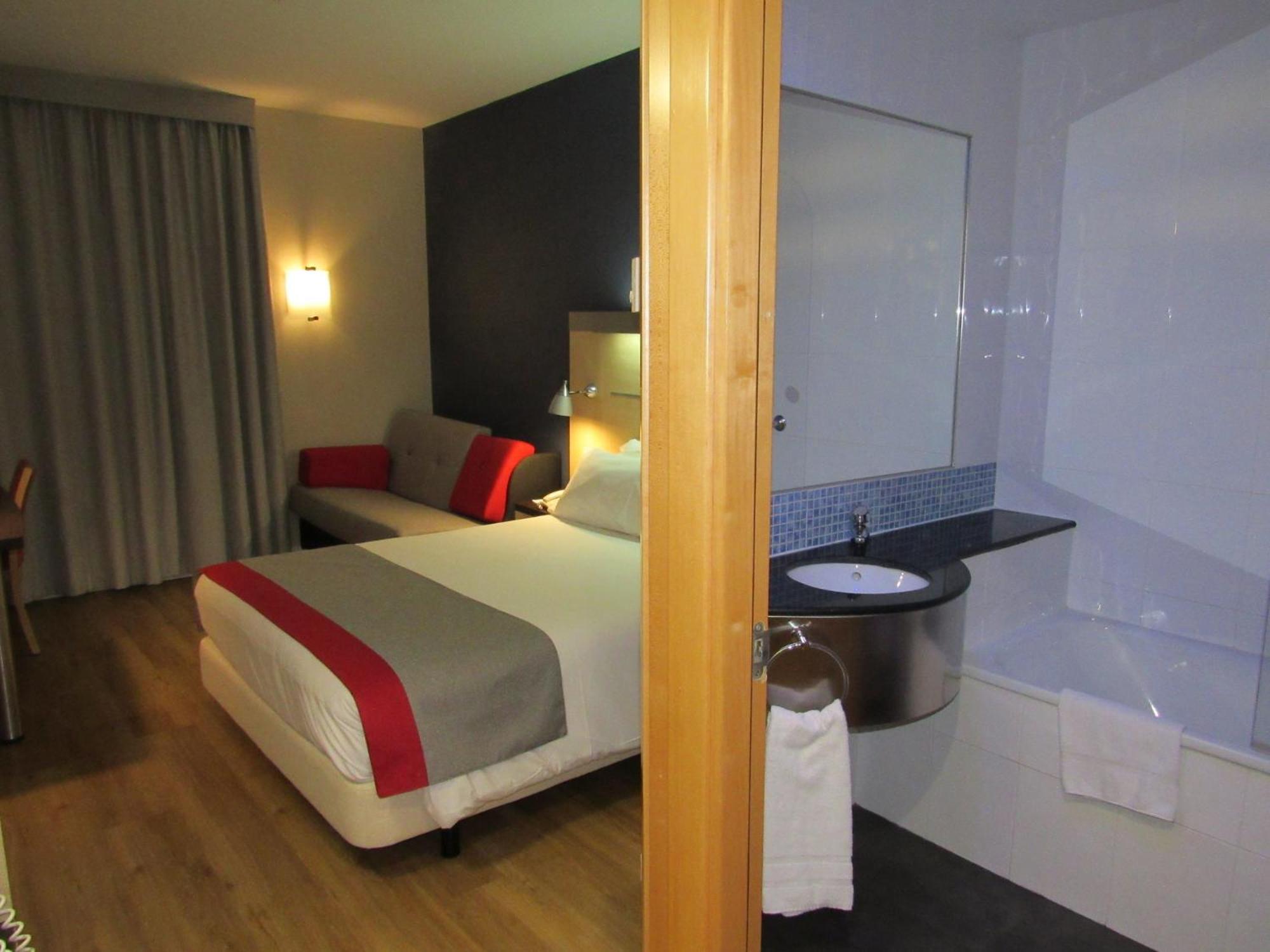 Holiday Inn Express Madrid-Getafe By Ihg Dış mekan fotoğraf